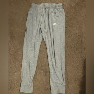 grey nike sweatpants